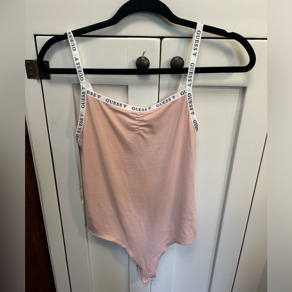 ⚡️2 for 20$!⚡️Guess Bodysuit - Picture 1 of 4